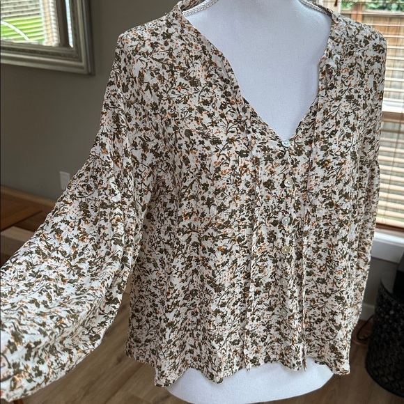 Peace & Pearls tiny floral popover tie neck boho poets blouse - Picture 4 of 11